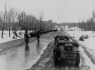 Німецькі війська входять у Харків, 14 березня 1943
