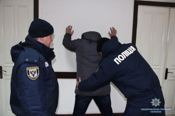 На Черниговщине криминальная полиция задержала банду воров из жилых и дачных домов