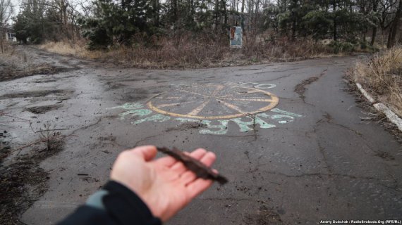 В місті повністю зруйнована інфарструктура. На вулицях немає людей