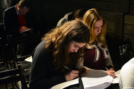В музее «Территория террора» во Львове полсотни школьников писали письма политзаключенным Кремля
