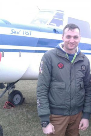 Військовий льотчик Влади­слав Волошин застрелився у власній квартирі в Миколаєві. Дружина з двома дітьми були в сусідній кімнаті