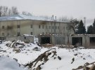 Поліція обшукує рекрутингову базу полку "Азов" на території столичного заводу АТЕК