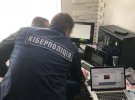 Киберполиции разоблачила украинского хакера во взламе компьютеров мировых банков и гостиниц