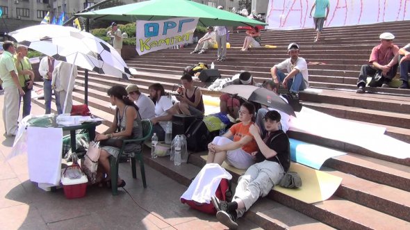 Мовний майдан влітку 2012 року