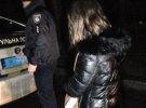 В центре Николаева нетрезвя  женщина выбросила с моста в реку собственного ребенка. Спасали 9-месячного  младенца  из ледяной воды патрульные, медики, граждане, и сотрудники ГСЧС. Маму  полицейские задержали и доставили в участок