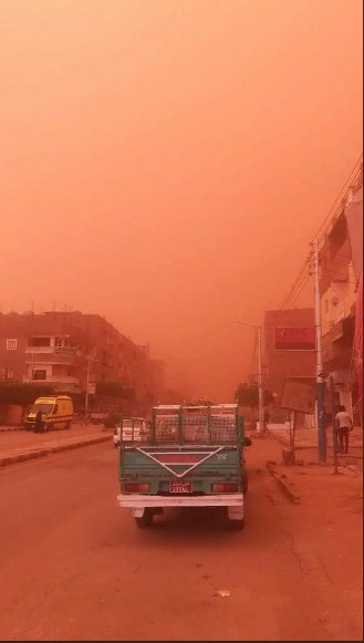 Песчаные бури в Египте 