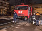 У Києві невідомі облили пальним та підклали гранату в автомобіль Range Rover, постраждав власник