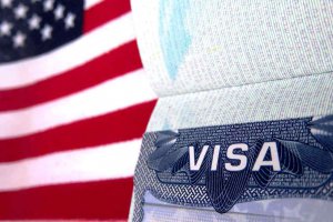 Документи на візу: США перевірятиме соцмережі іммігрантів