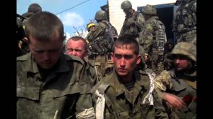 Російських строковиків регулярно "знаходять" на Донбасі та у Сирії. 