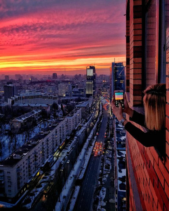 Киев красивый днем и ночью. Фото: Instagram