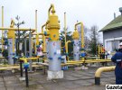 Проте, родовища Західної України уже виснажені і з низькими пластовими тисками газу.
