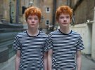 Питер Зеклески фотографирует идентичных близнецов почти 3 года