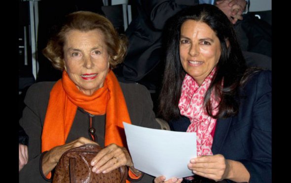 Ліліан Бетанкур (зліва) та її донька Франсуаза Бетанкур-Майерс