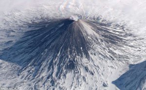 Ключевська сопка у Росії є найвищим діючим вулканом