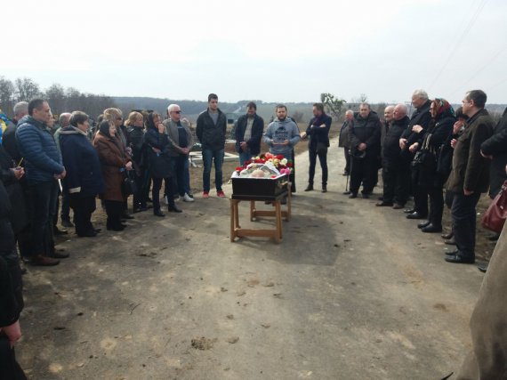 Похороны Юрия Даниловича Солошенко прошел в семейном кругу