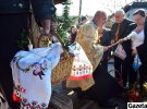 В храмах Львова почали освячувати кошики з великодньою їжею