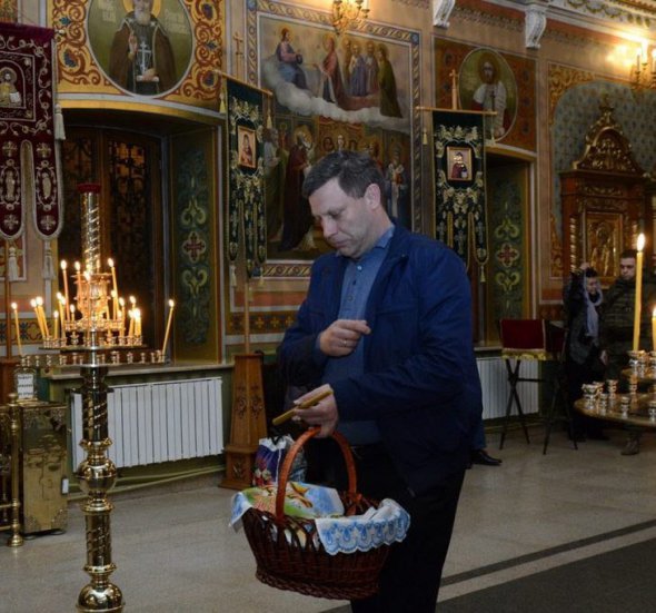 Олександр Захарченко прийшов до церкви 