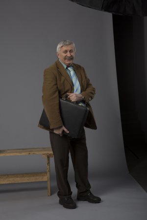 Володимир Горянський у ролі шефа відділку поліції