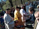 Кияни принесли великодні кошики на освячення у храми
