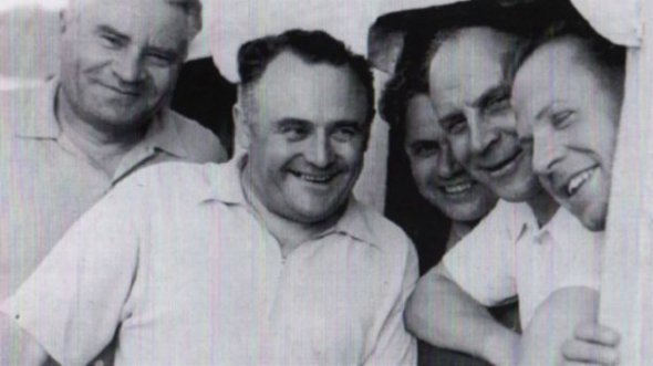 Сергій Корольов з друзями під час прогулянки на катері по Єнисею. 1960 р.