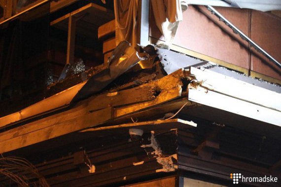 Здание "Киевгорстроя" обстреляли из гранатомета