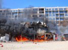 В Одесі горить ресторан на пляжі та рятувальна станція