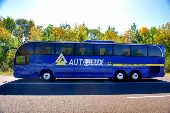 Компанія "Автолюкс" за 2 роки перевезла пільговиків більше ніж на 2 мільйони гривень