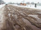 Автотрасу між райцентрами Дрогобич та Самбір на Львівщині ще взимку назвали "дорога смерті"