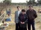 Поминальные дни на кладбищах Луганщины в 1990-2000-х