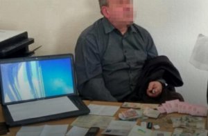 Співробітники СБУ викрили російського агента, який шпигував на одному із стратигічних підприємств. Фото: СБУ