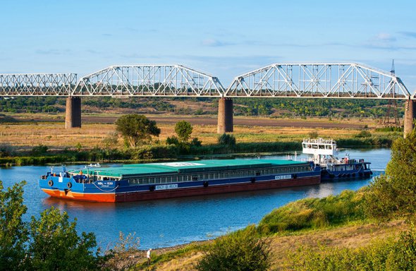 "НИБУЛОНу" удалось самостоятельно восстановить судоходство Южным Бугом и уже через первый год транспортировать этой рекой 500 тыс. тонн зерна
