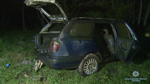 У річці Південний Буг знайшли затонулий автомобіль з подружжям Юрієм та Інною Нахімчуків