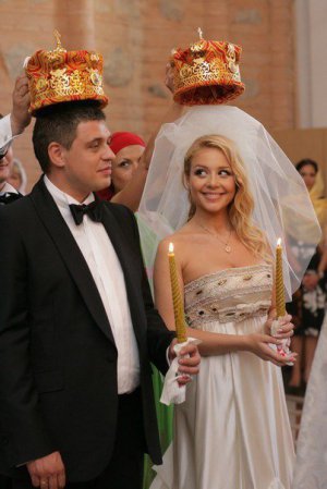 Тина Кароль и Евгений Огир обвенчались в июне 2008 года