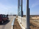 Окупанти завершили укладання асфальтобетону на автодорожній частини мосту через Керченську протоку
