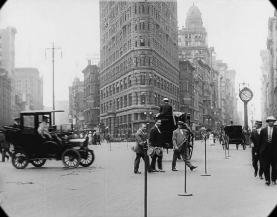 Команда шведских документалистов сняла на видео улице Нью-Йорка 1911 года