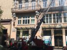 В Киеве на улице Городецкого горит дом