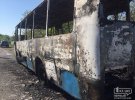В Кривом Роге из-за замыкания проводки загорелся автобус