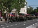 В центре оккупированного Донецкая местные боевик готовятся к параду 9 мая