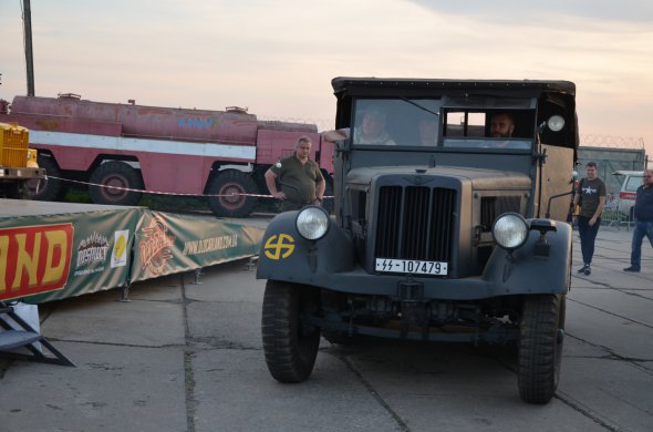 Sonderkraftfahrzeug-11 Skoda