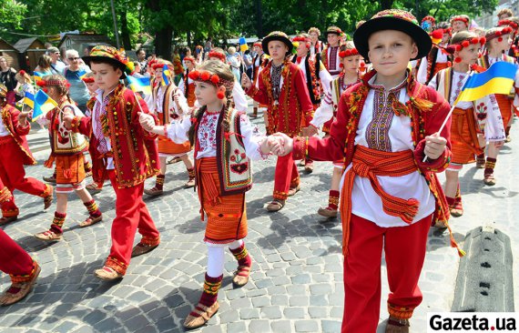 В ходе в честь 762-летия Львова приняли участие более 1,5 тысячи человек