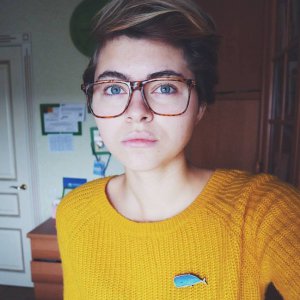 Сніжана Круглякова сім років тому переїхала до Чернігова з півночі Росії. Мешкала з дядьком і тіткою. Вивчала психологію