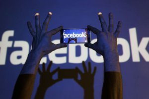 У Facebook планують ввести плату за користування соціальною мережею. Фото: Укрінформ