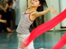 Китайка Ляо Жи без обеих ног занимается хореографией, спортом и волонтерством