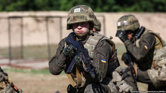 Национальная гвардия показала умение перед военными атташе из 26 стран мира