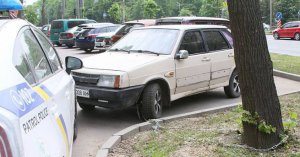 У Вінниці забрали авто за чужі борги. Фото: vn.depo.ua