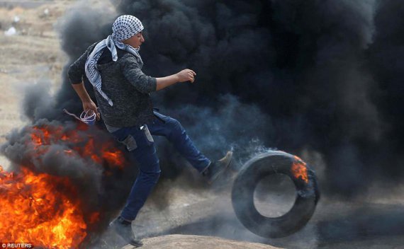 2 тыс. получили ранения в результате столкновений на границе между Израилем и сектором Газа из-за открытия американского посольства в Иерусалиме