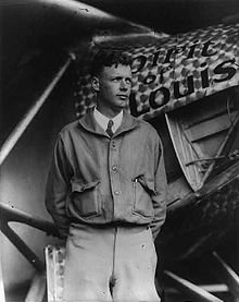 Чарльз Ліндберг першим здійснив польот від Нью-Йорку до Парижу