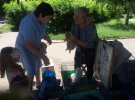 У Тетяни Клочко зі Сміли Черкаської області вдома живе більше 100 безпритульних тварин