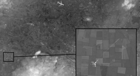 В 2015 году российское Минобороны "дорисовало" самолеты на карте и выдавали это за "сенсационные" кадры момента сбивания малазийского самолета