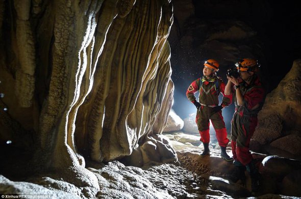 Печера Мьяо Рум є найбільшою у світі за об'ємом (майже 11 млн. м³)